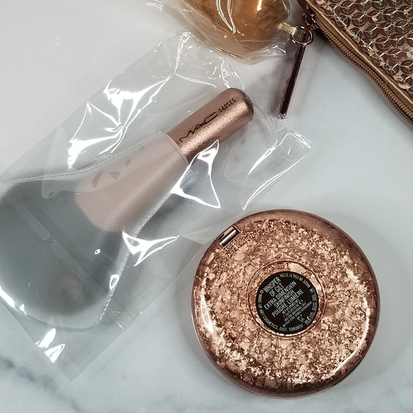 BNIP MAC Snow Ball 3-pc. Face Set - Gold - Picture 4 of 7